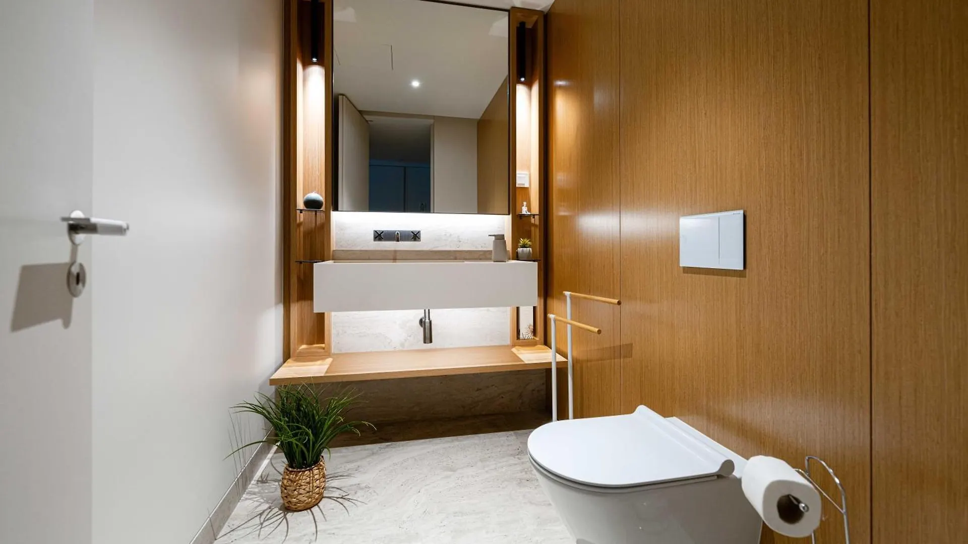 Savoy Residence Monumentalis 2B Or Not 2B By Lm&Ac Signature Funchal  Portugal