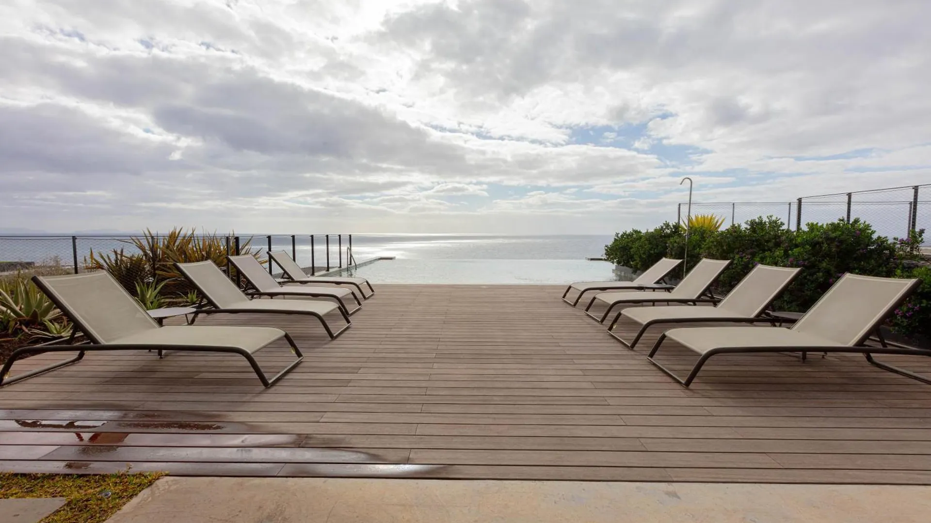 Savoy Residence Monumentalis 2B Or Not 2B By Lm&Ac Signature Funchal  Apartment Funchal (Madeira)